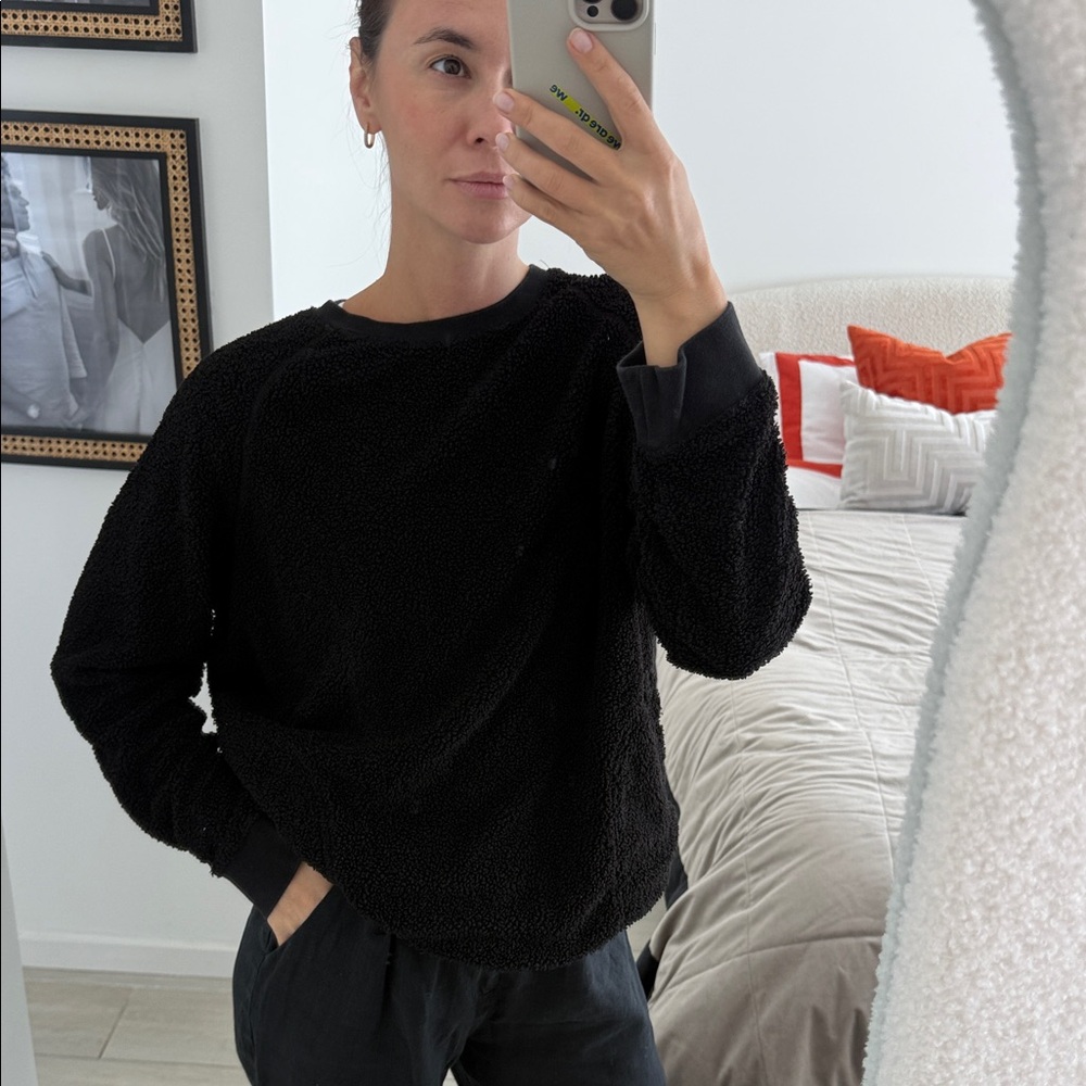 Black Teddy Jacket - Women's Cozy Sherpa Pullover